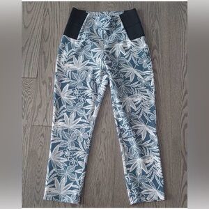 Banana Republic Blue White Floral Cropped Leggings High Rise S
